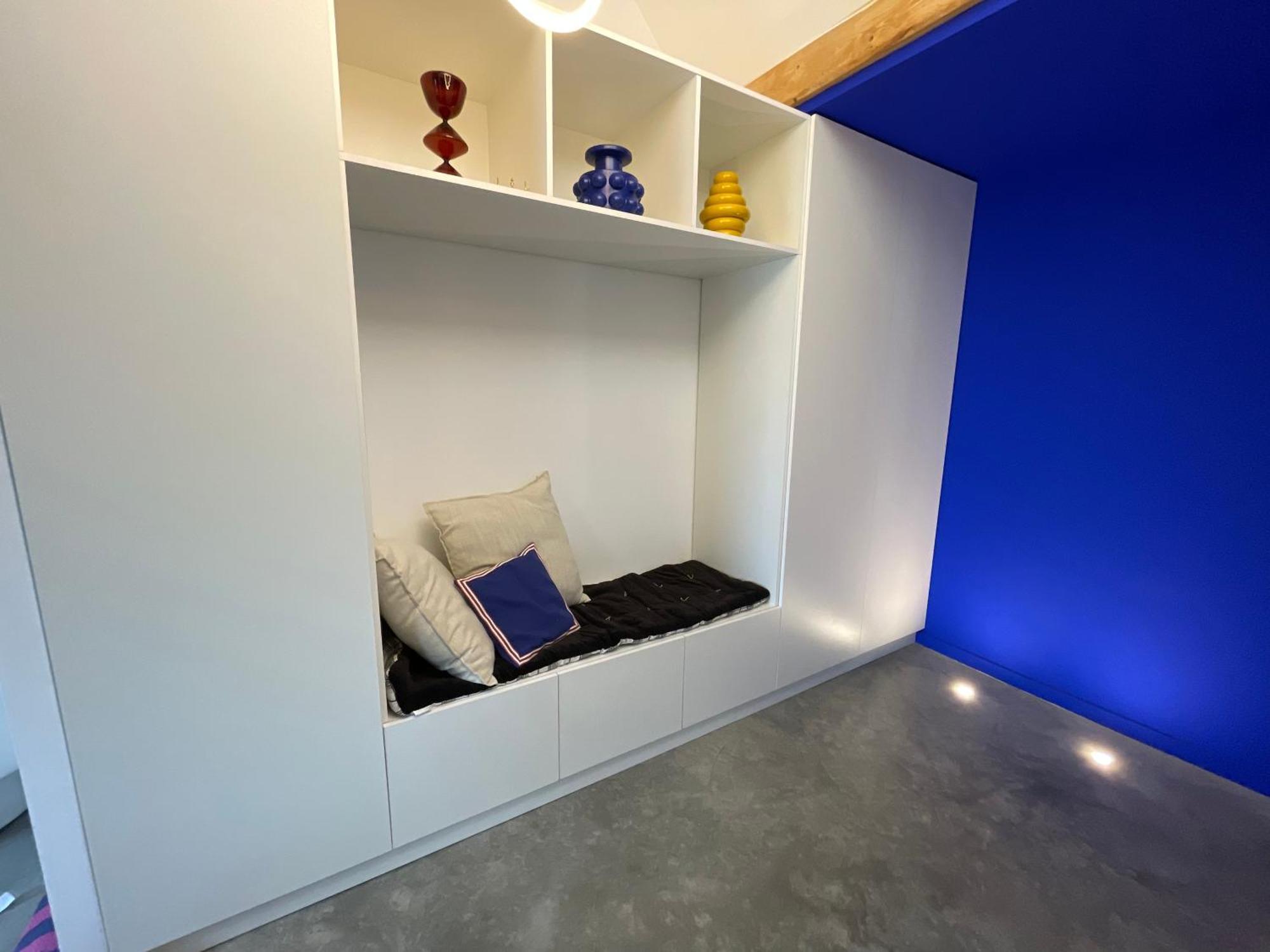 Moderne Dominant La Pontarlier